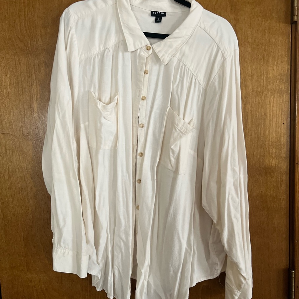 Torrid Cream Button-Up Blouse
